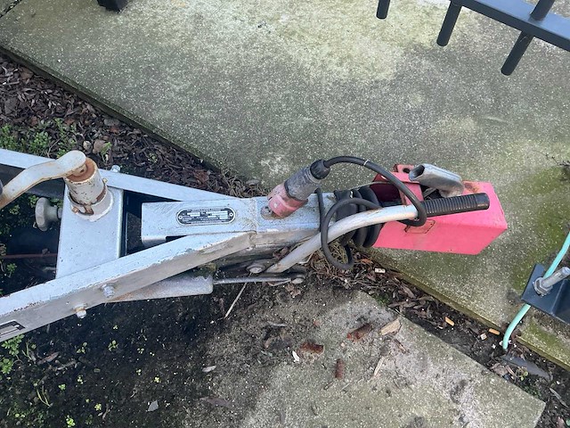 Aanhangwagen - afbeelding 2 van  12