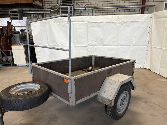 Aanhangwagen - afbeelding 2 van  7