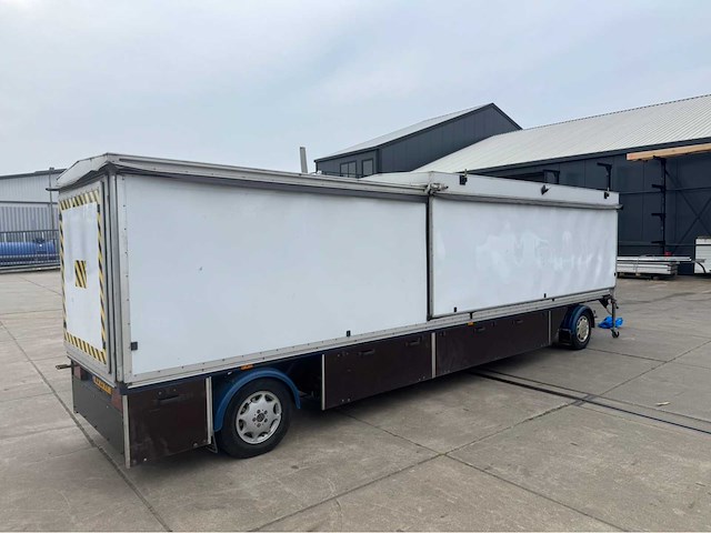 Aanhangwagen - afbeelding 2 van  46