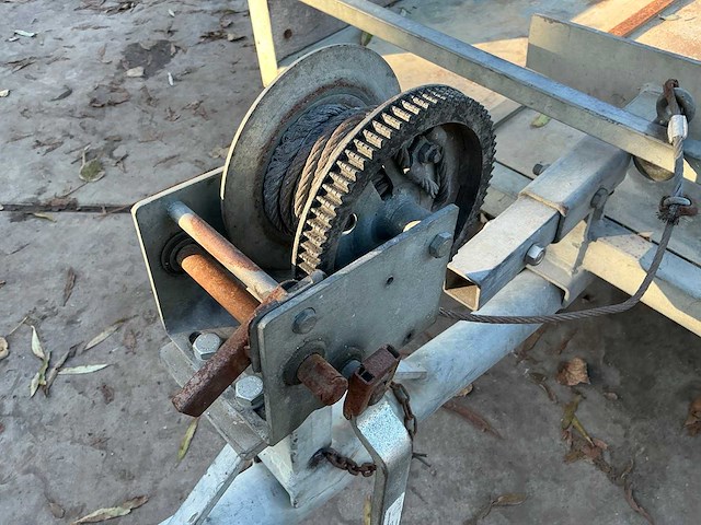 Aanhangwagen - afbeelding 2 van  13