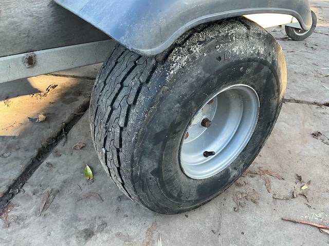 Aanhangwagen - afbeelding 5 van  13