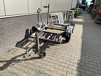Aanhangwagen - afbeelding 2 van  4
