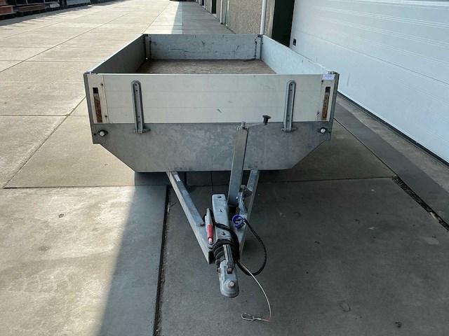 Aanhangwagen - afbeelding 3 van  8