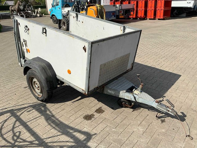 Aanhangwagen - afbeelding 3 van  7
