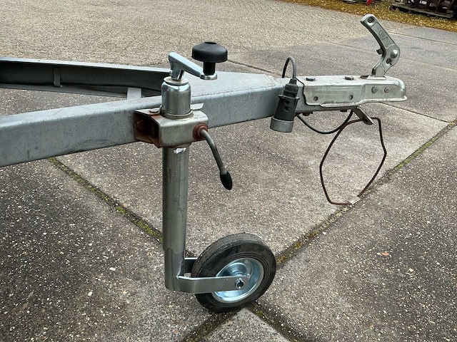 Aanhangwagen - afbeelding 3 van  17