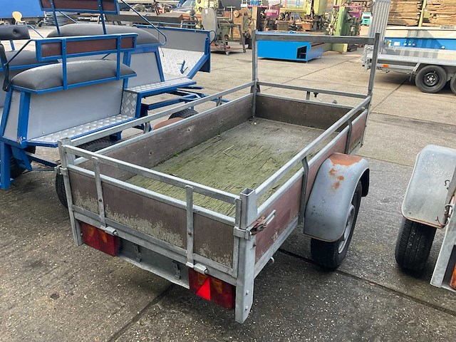 Aanhangwagen - afbeelding 3 van  9