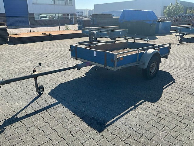 Aanhangwagen - afbeelding 1 van  8