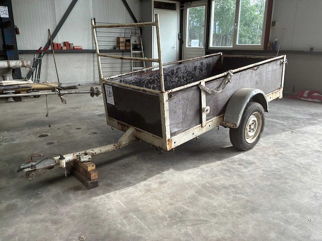 Aanhangwagen - afbeelding 1 van  6