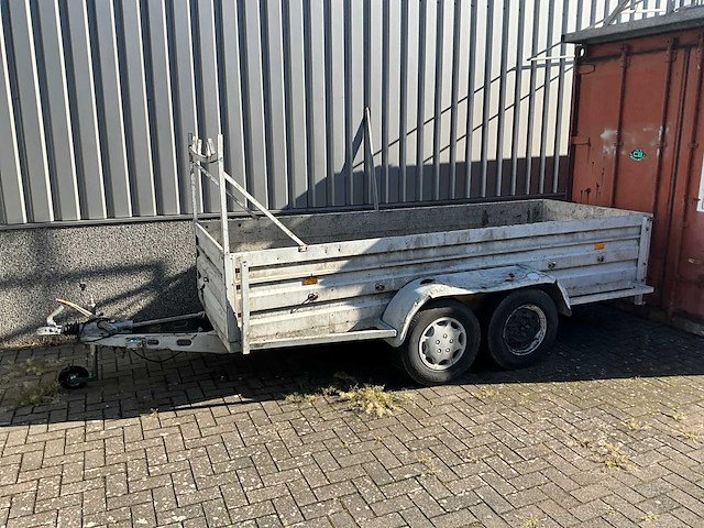 Aanhangwagen - afbeelding 2 van  5