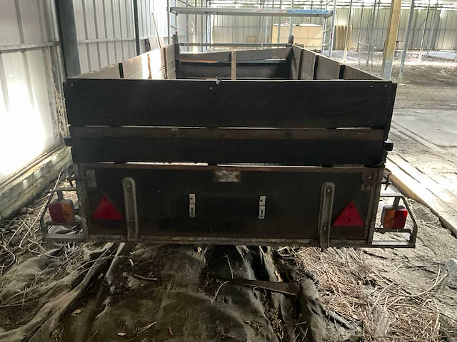 Aanhangwagen - afbeelding 5 van  9