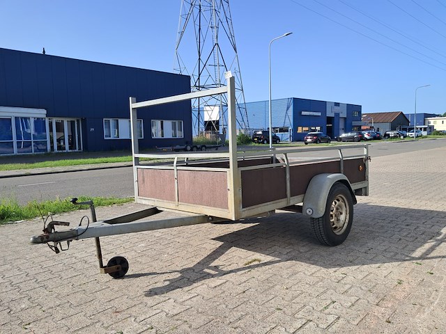 Aanhangwagen - afbeelding 1 van  18