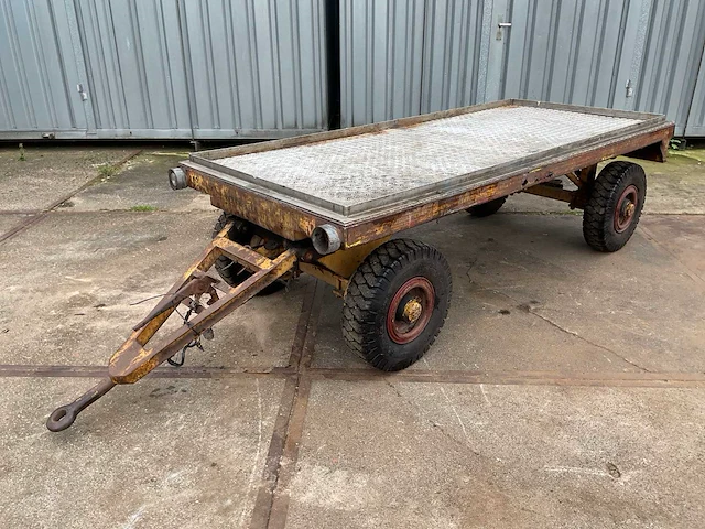 Aanhangwagen - afbeelding 1 van  7