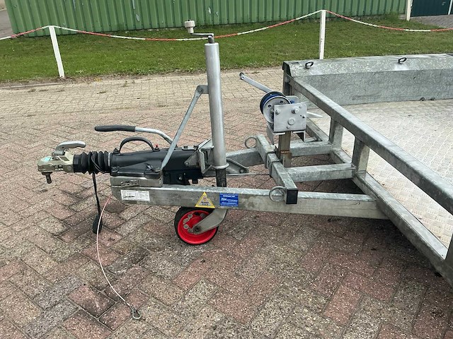 Aanhangwagen - afbeelding 2 van  23