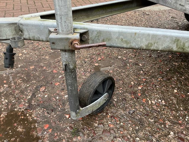 Aanhangwagen - afbeelding 8 van  18