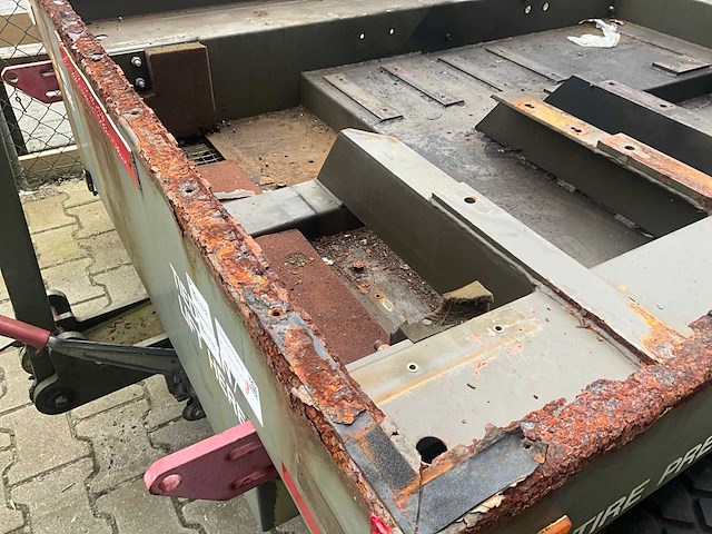 Aanhangwagen - afbeelding 9 van  9