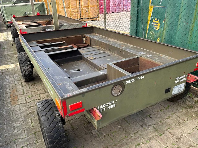 Aanhangwagen - afbeelding 2 van  4