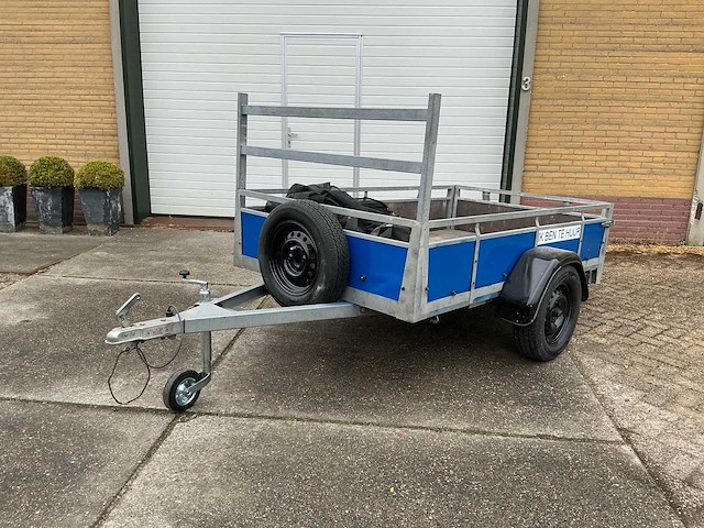 Aanhangwagen - afbeelding 1 van  17