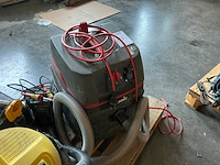 Aannemersmateriaal (9x) - afbeelding 2 van  8