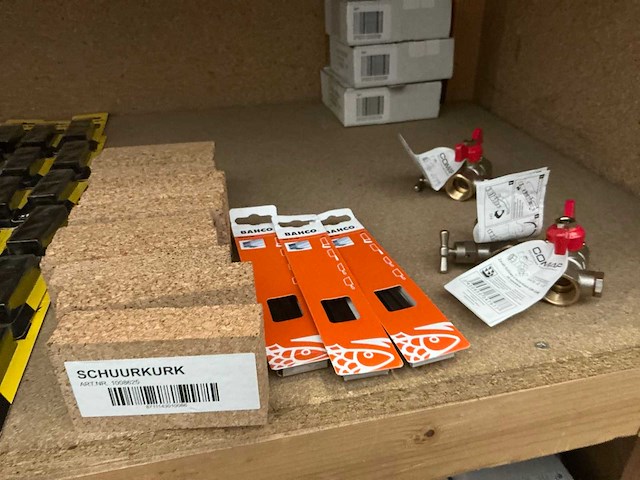 Aannemersmateriaal divers - afbeelding 2 van  3