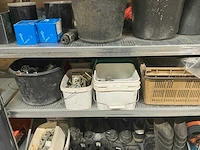 Aannemersmateriaal in stelling - afbeelding 4 van  16