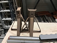 Aannemersmateriaal - afbeelding 6 van  9