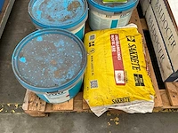 Aannemersmateriaal - afbeelding 2 van  8