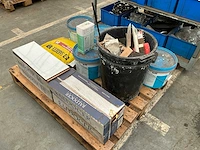 Aannemersmateriaal - afbeelding 8 van  8