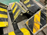 Aanrij beveiliging (7x) - afbeelding 5 van  7