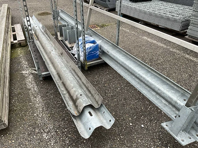 Aanrij beveiliging - afbeelding 2 van  4