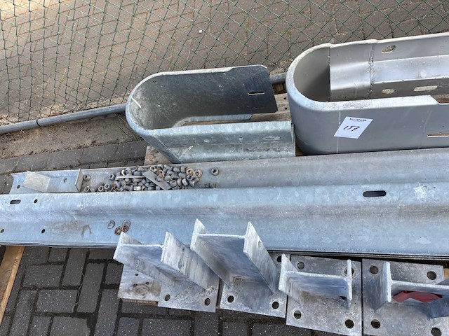 Aanrij beveiliging - afbeelding 1 van  1