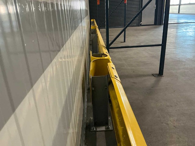 Aanrijdbeveiliging (3x) - afbeelding 7 van  12