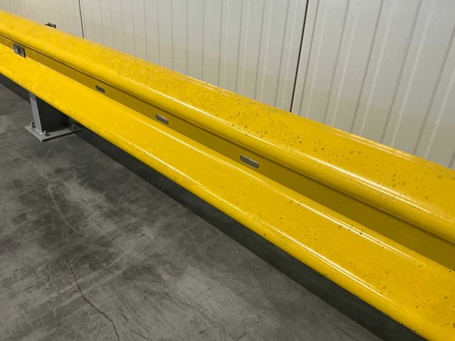 Aanrijdbeveiliging (3x) - afbeelding 9 van  12