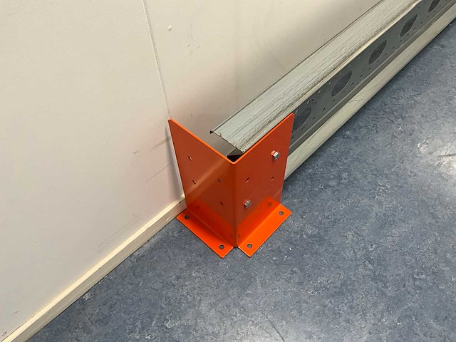 Aanrijdbeveiliging - afbeelding 1 van  6