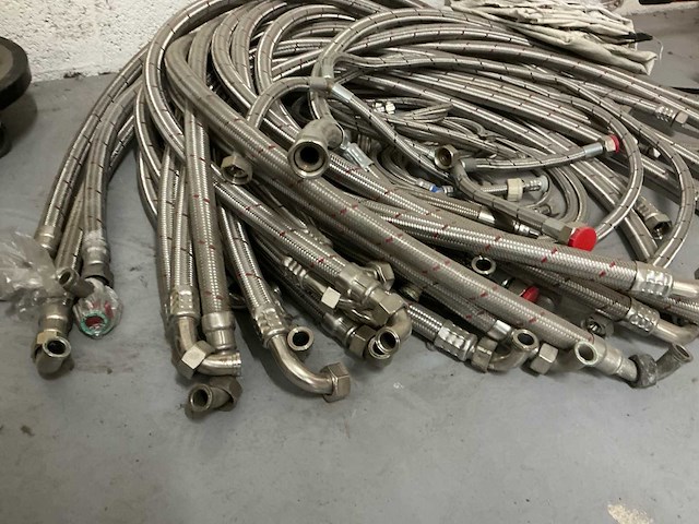 Aansluitslang epdm met rvs omvlechting (25x) - afbeelding 2 van  5