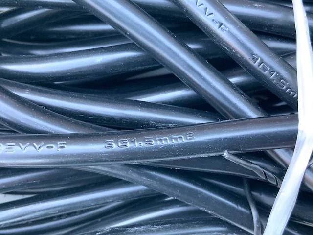 Aansluitsnoer met stekker 160 cm 3x1.5 mm2 80x - afbeelding 3 van  3