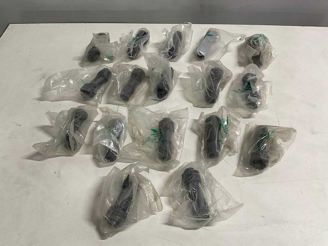 Aansluitstekkers (17x) - afbeelding 1 van  1