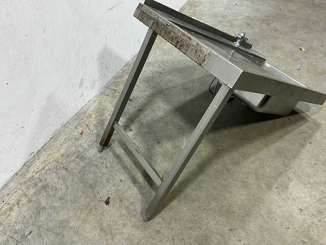 Aanvoertafel voor doorschuifvaatwasmachine - afbeelding 3 van  3