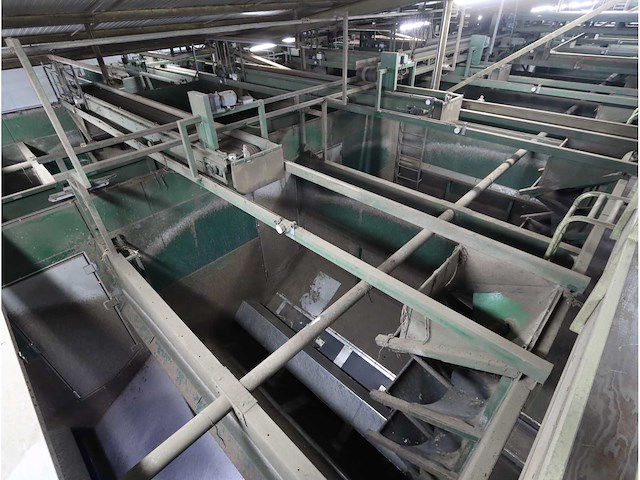 Aardappel intake/was en sorteerlijn - afbeelding 7 van  48