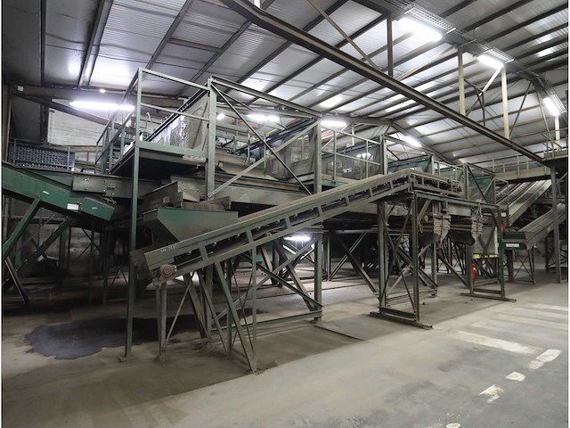 Aardappel intake/was en sorteerlijn - afbeelding 11 van  48