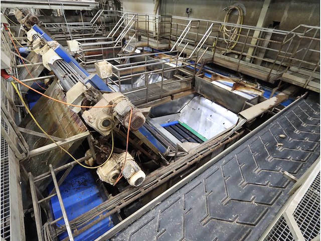 Aardappel intake/was en sorteerlijn - afbeelding 22 van  48