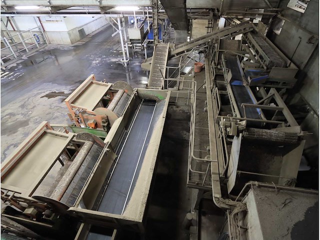 Aardappel intake/was en sorteerlijn - afbeelding 27 van  48