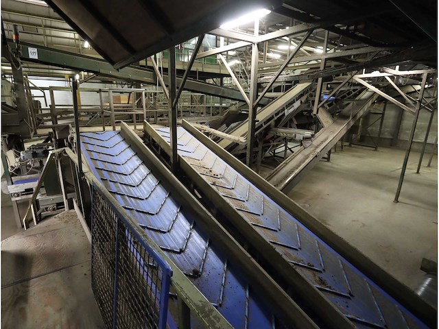 Aardappel intake/was en sorteerlijn - afbeelding 46 van  48