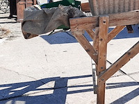 Aardappelsorteerder met rieten mand - afbeelding 6 van  8