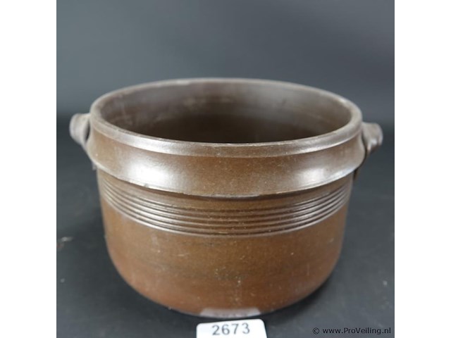 Aardewerk pot - afbeelding 1 van  5