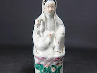 Aardewerk quan yin - afbeelding 1 van  3