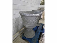 Aardewerk zuil met pot (2x) - afbeelding 2 van  5
