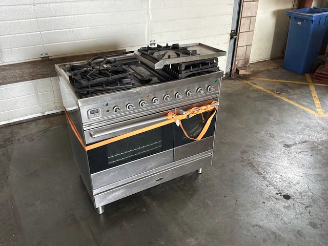 Aardgas/elektrisch fornuis/oven - afbeelding 1 van  1