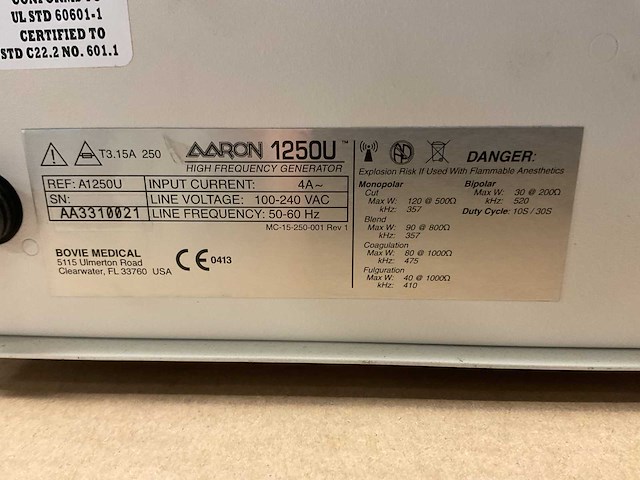 Aaron 1250 electrosurgical generator - afbeelding 3 van  4