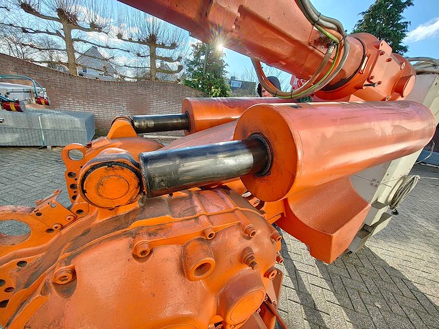 Abb - 2002 - irb6400r/2.8-200 - las/boorrobot - afbeelding 5 van  20