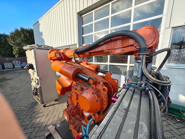 Abb - 2002 - irb6400r/2.8-200 - las/boorrobot - afbeelding 8 van  20